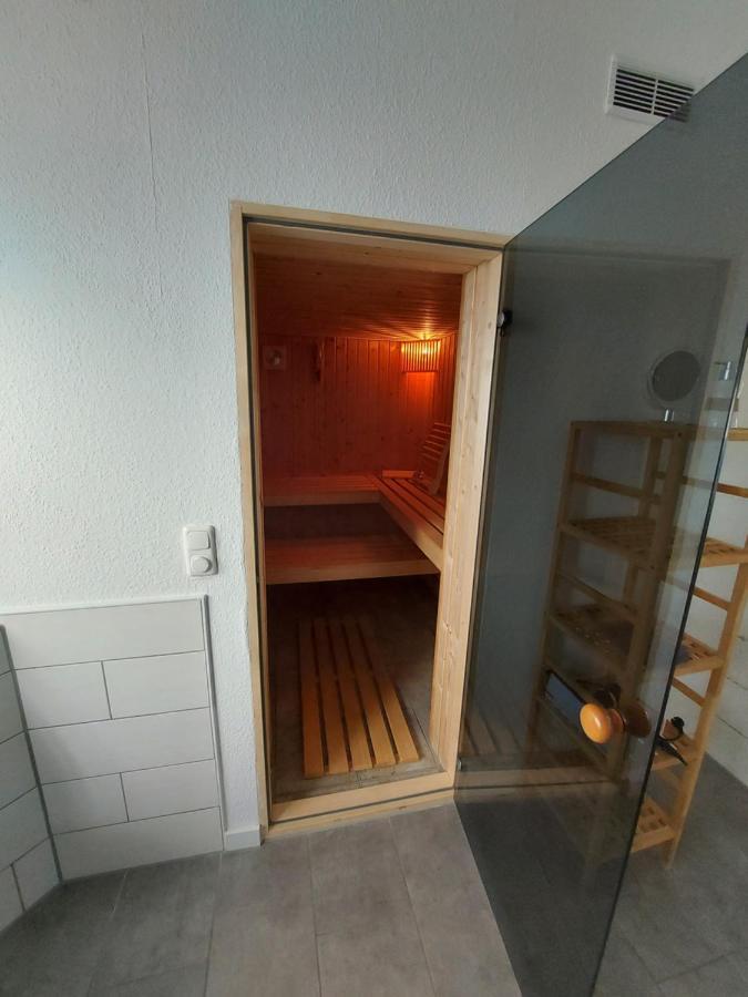 Ferienwohnung Uhlenbusch Paradise フリーゾイテ エクステリア 写真